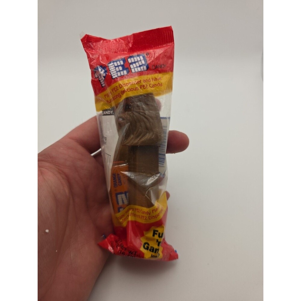 Chewbacca - Pez Dispenser /Star Wars - New Factory Sealed